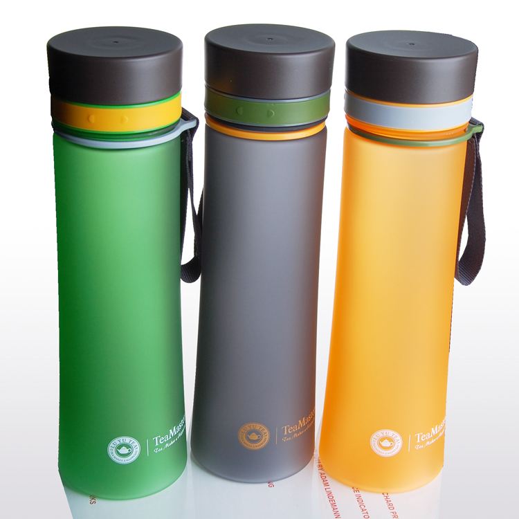 杯子 六七十个.jpg